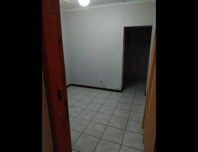 1 bed property to rent in MEIRINGS PARK